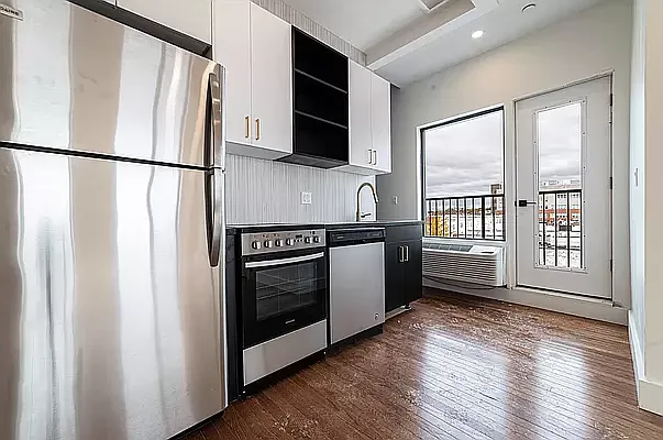 Rented by Reside New York | media 16