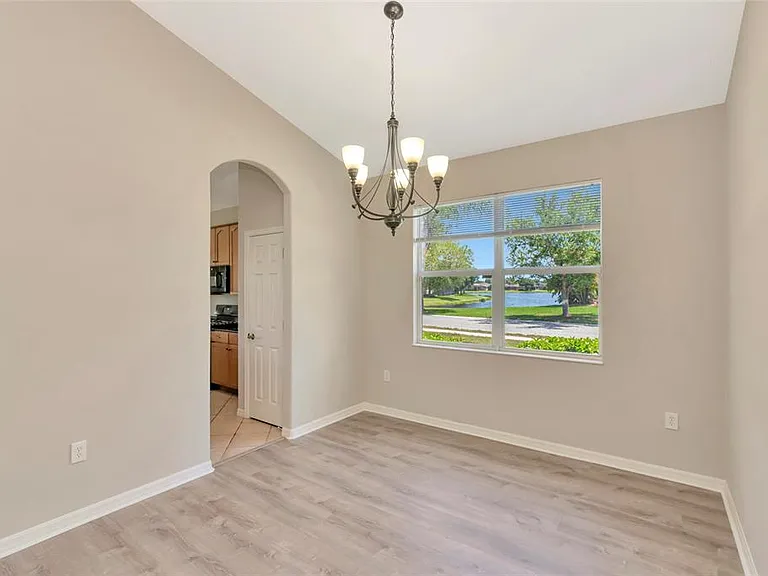 12079 Aster Ave — Photo 7