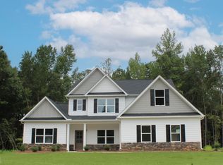 110 Hawthorn Ln, Covington, GA 30014