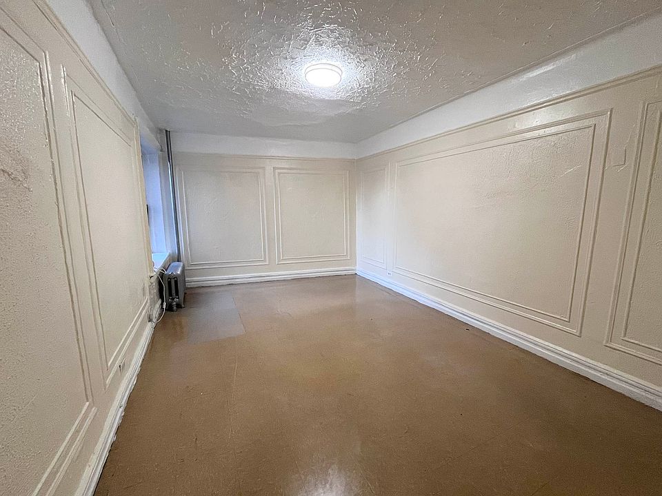 2nd image of 424 E 148th St #3B
