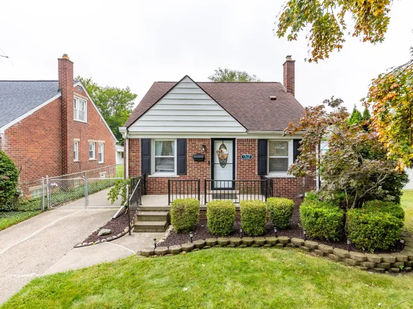 7639 Larme Ave, Allen Park, MI 48101
