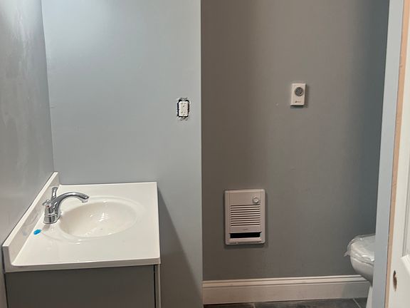 2nd image of 12 Benefit St APT 3