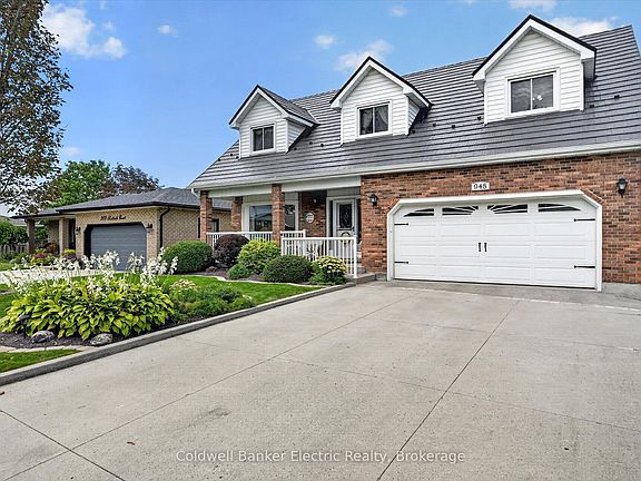 2nd image of 948 Smithside Ct