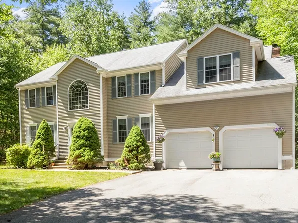 60 Sugar Rd, Bolton, MA 01740