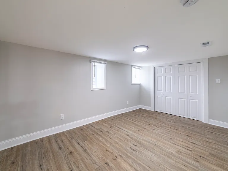 2545 Polk St — Photo 15