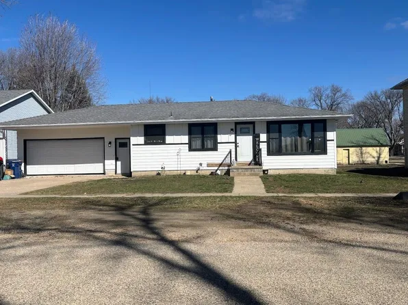 311 E 2nd St, Everly, IA 51338