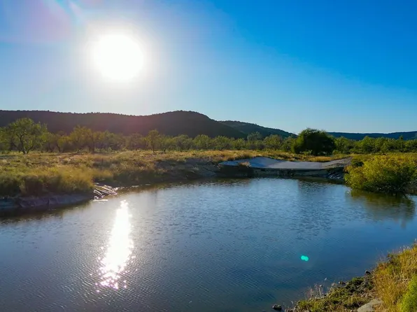 32901 State Highway 55, Uvalde, TX 78801