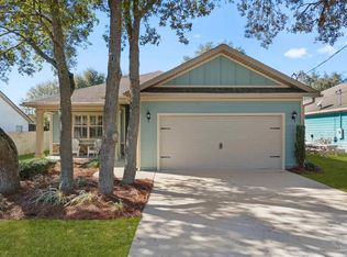 1941 Luneta St, Navarre, FL 32566