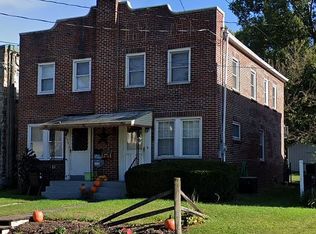 154 E Jackson St, New Holland, PA