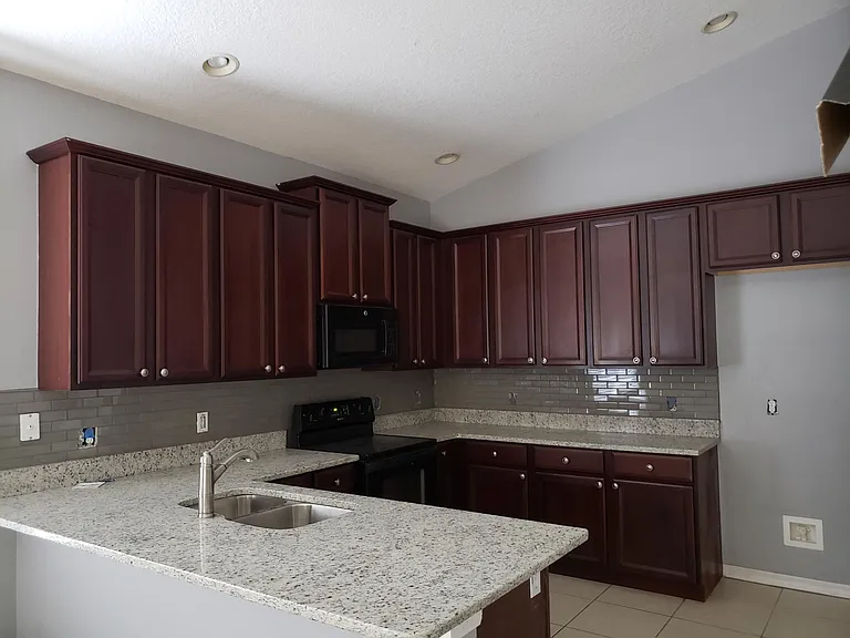 Refrigerator is included