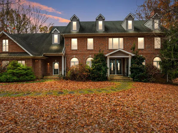 878 Provinceline Rd, Allentown, NJ 08501