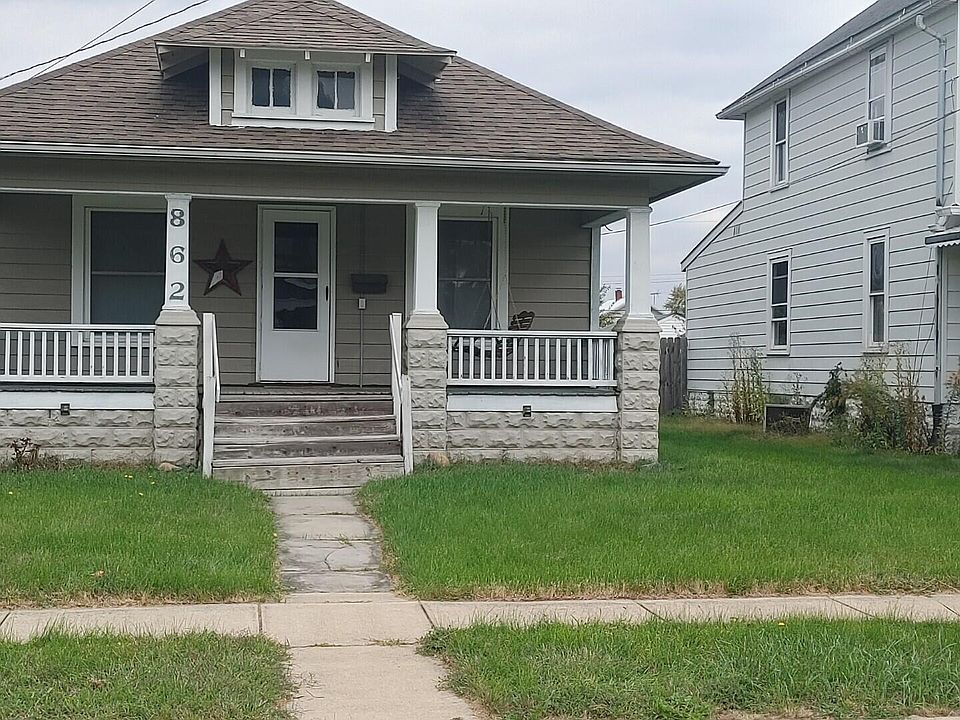 1st image of 862 Woodrow Ave