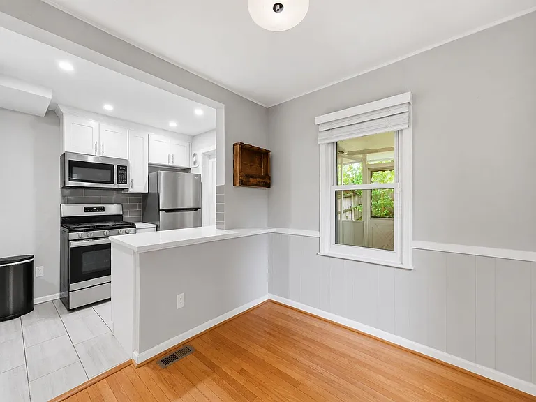 5935 Williamsburg Rd — Photo 5