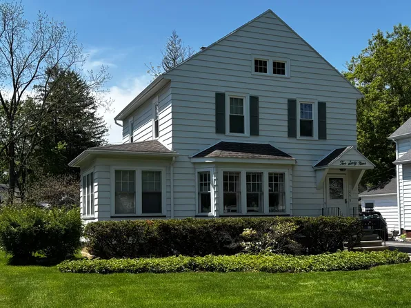 269 Fair Oaks Ave, Rochester, NY 14618