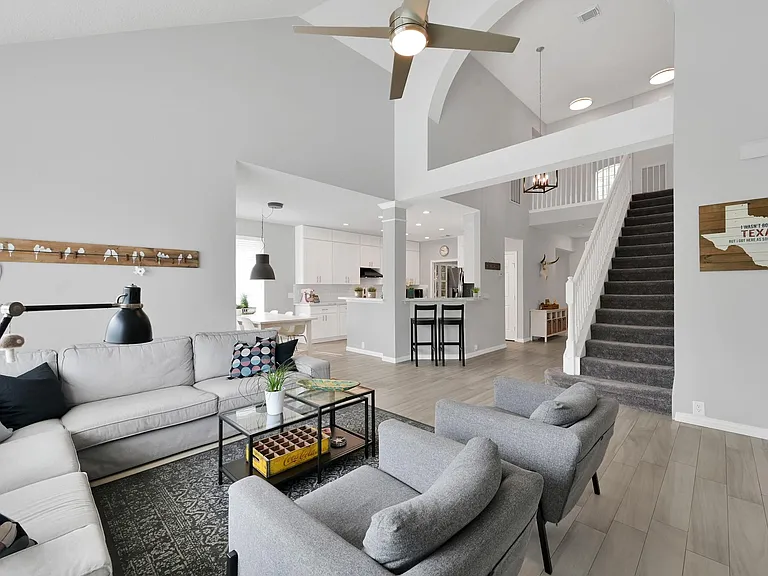 3423 Auburn Hollow Ln — Photo 16
