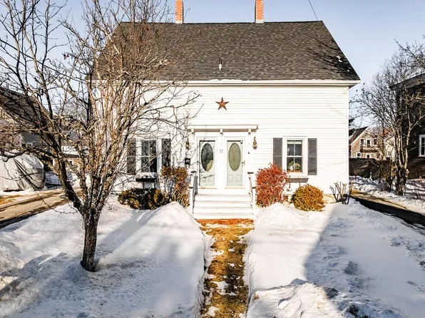 11 Central Street, Camden, ME 04843