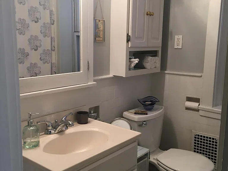 365 Spahr St — Photo 14
