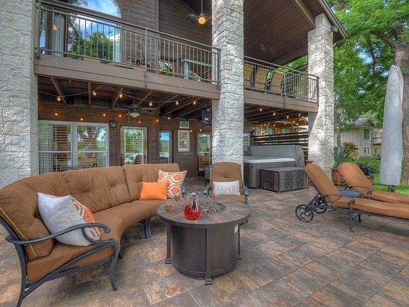 5th image of 1122 Pecan Dr