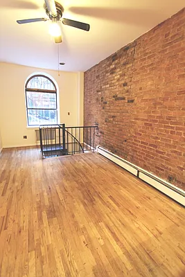 Rented by New York is Home | media 33