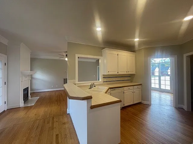 3023 Pointe Dr — Photo 6