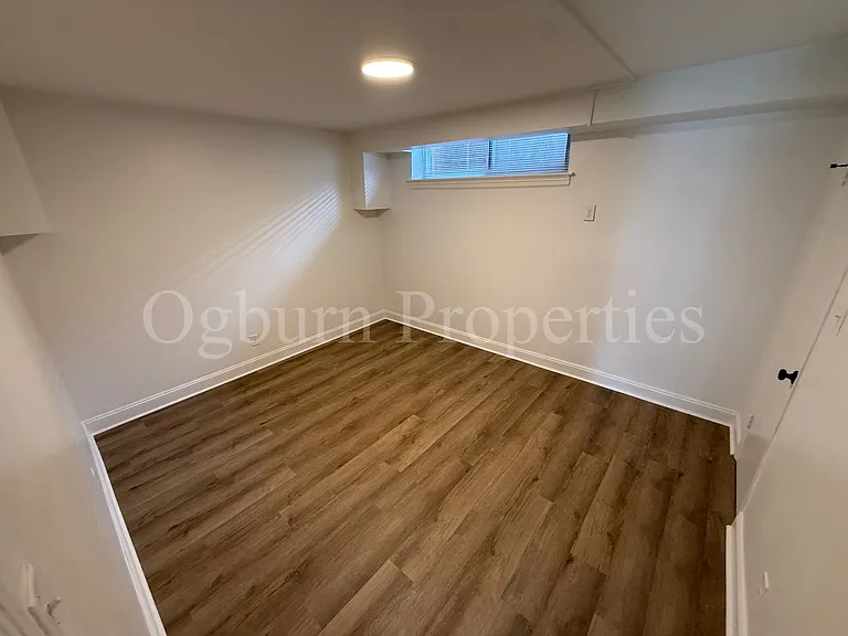803001- MED FOUNDATION APTS — Photo 5