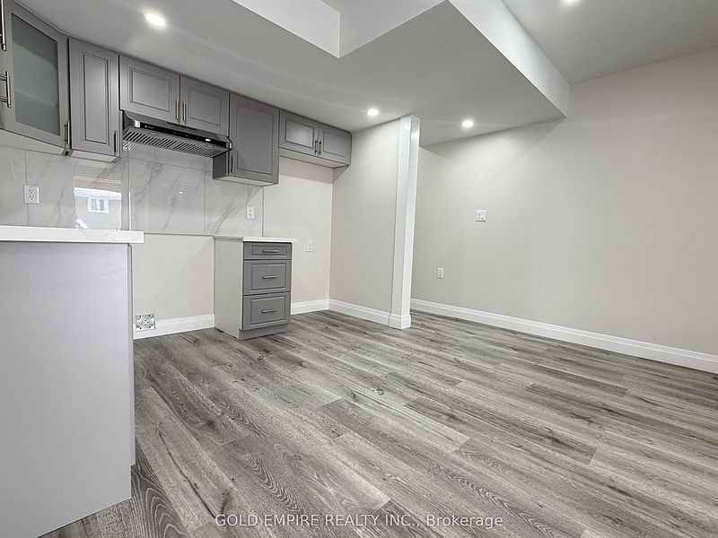 London House for rent - 2 Bedrooms — photo 18