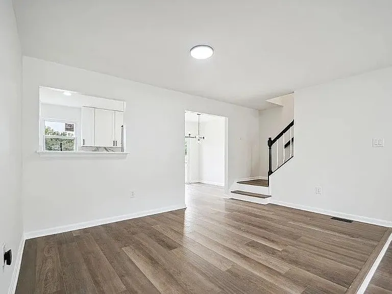 10611 Campus Way S — Photo 16