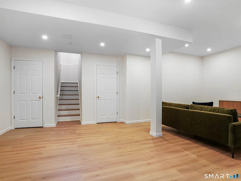 147 Holly Hill Ln #2 — Photo 21