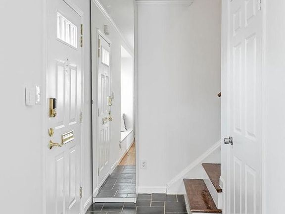 3rd image of 6721 Kenwood Forest Ln #45