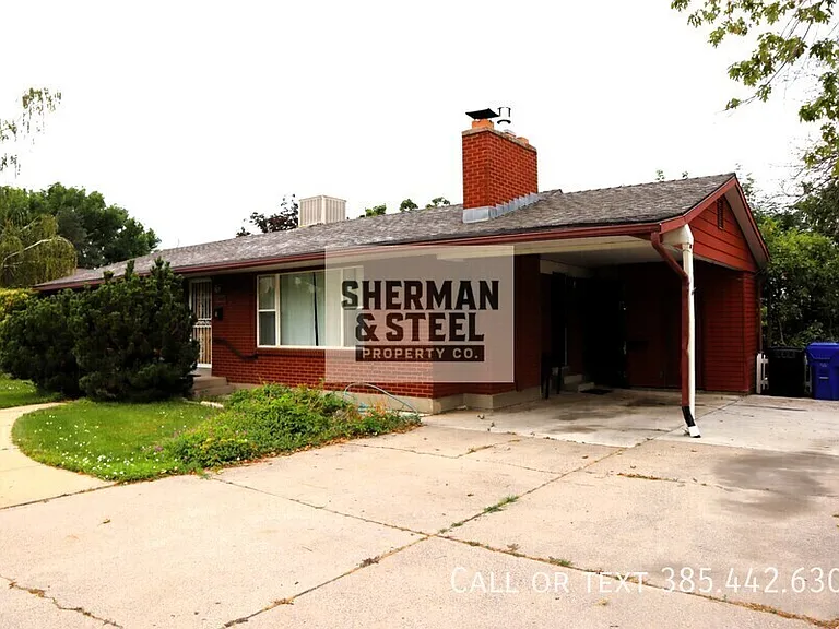 1866 S Davis Blvd — Photo 4