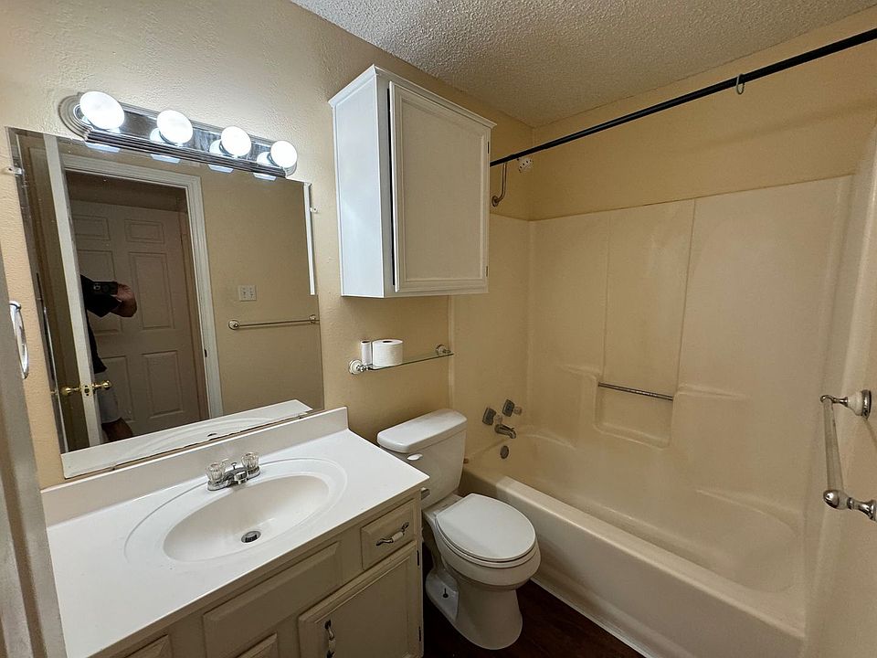 1st image of 1318 Park Ave