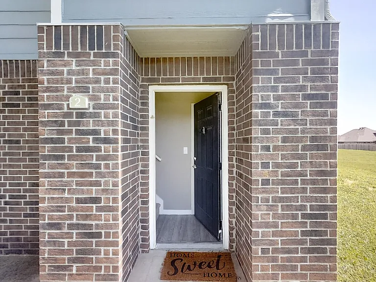 Harbin Pointe Apartment Homes — Photo 15