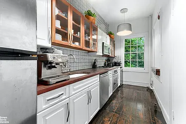 Rented by Brown Harris Stevens