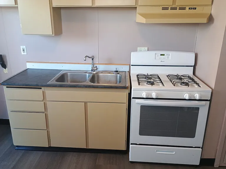 13 E Thomas Rd #1 — Photo 2