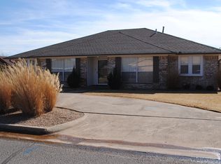 1000 Prairie Dr N, Altus, OK 73521