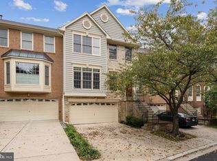 11309 Hollowstone Dr, Rockville, MD 20852