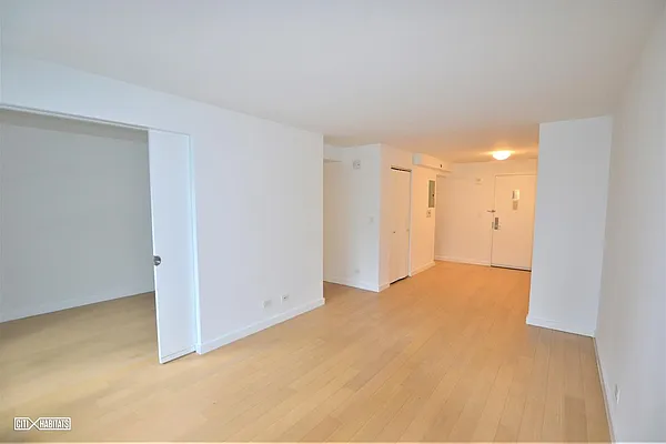 Rented by Citi Habitats | media 3