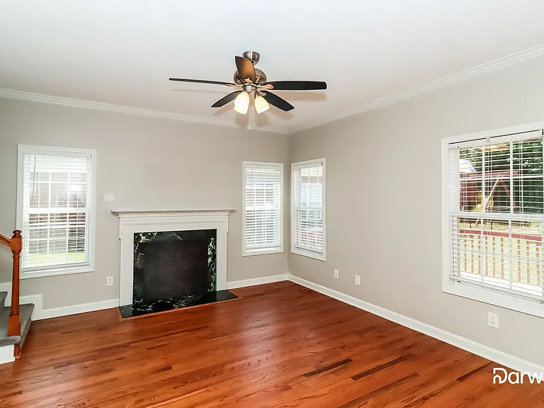 1747 Abbotsford Ct — Photo 6