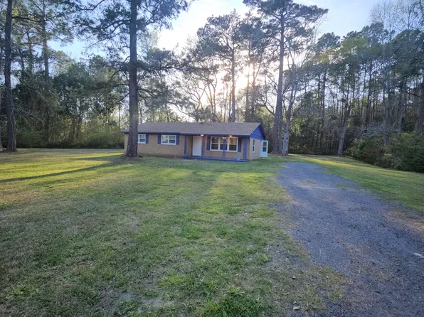 83 Hope Ln, Georgetown, SC 29440