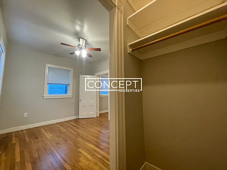 26 John F Kennedy St #7R — Photo 14