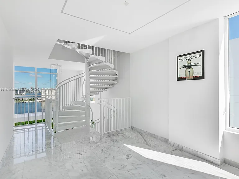 400 Sunny Isles Blvd #2008 — Photo 31