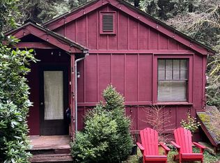 7205 Fletcher Bay Rd NE, Bainbridge Island, WA 98110