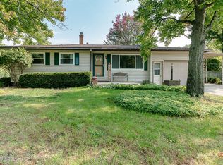 16494 Collins Ln, Spring Lake, MI 49456