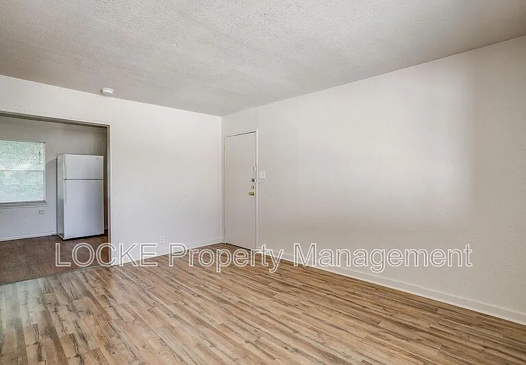 3419 S University Dr #D — Photo 6