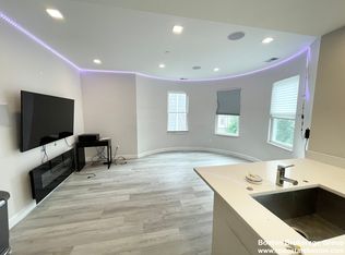 113 Hillside St #3, Roxbury Crossing, MA 02120