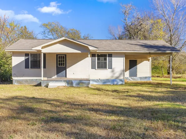 175 S Dunbar Ln, Emory, TX 75440