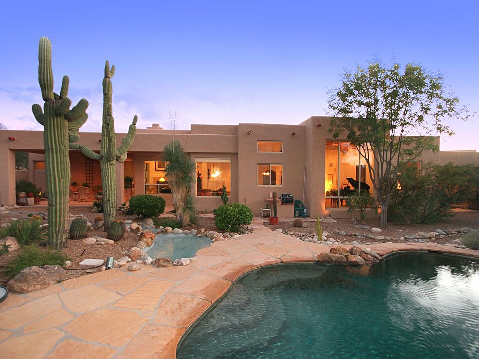 Beautifully Designed by Award Winning Architect Ron Robinette