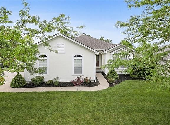 4th image of 3917 NW Chapman Dr