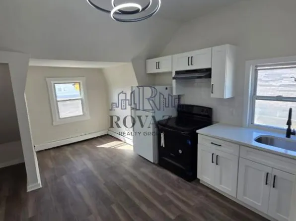 22-21 Eckert Ave #2, Newark, NJ 07112