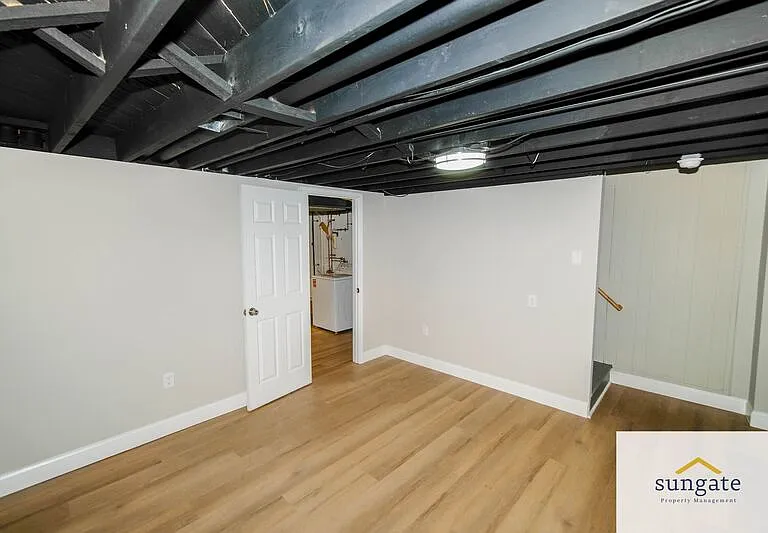 3427 N Point Rd — Photo 27